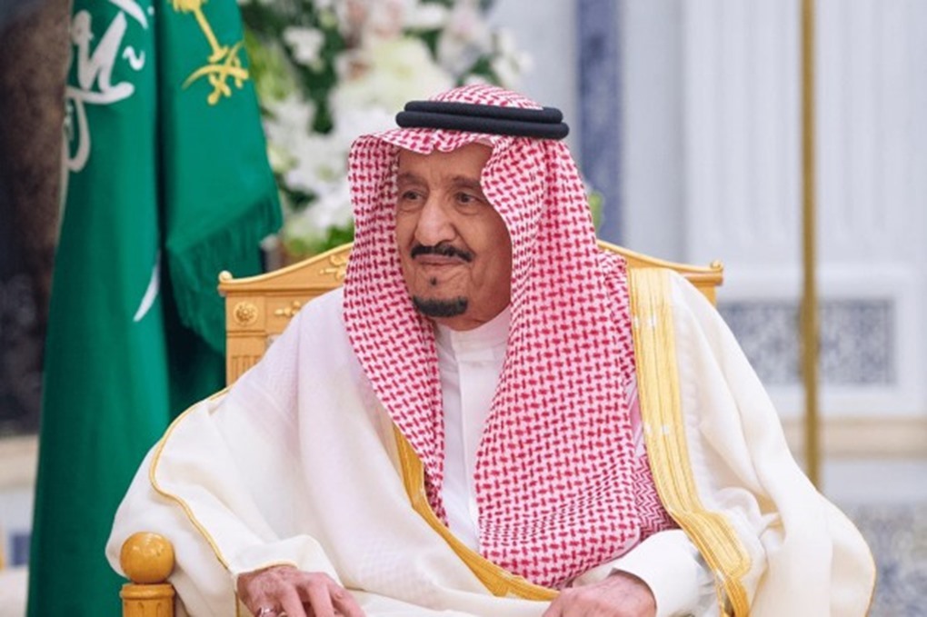 الديوان الملكي السعودي : الملك سلمان غادر المستشفى 