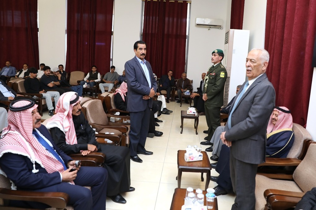 مندوبا عن الملك وولي العهد.. العيسوي يعزي العدوان وعباد والمالكي 