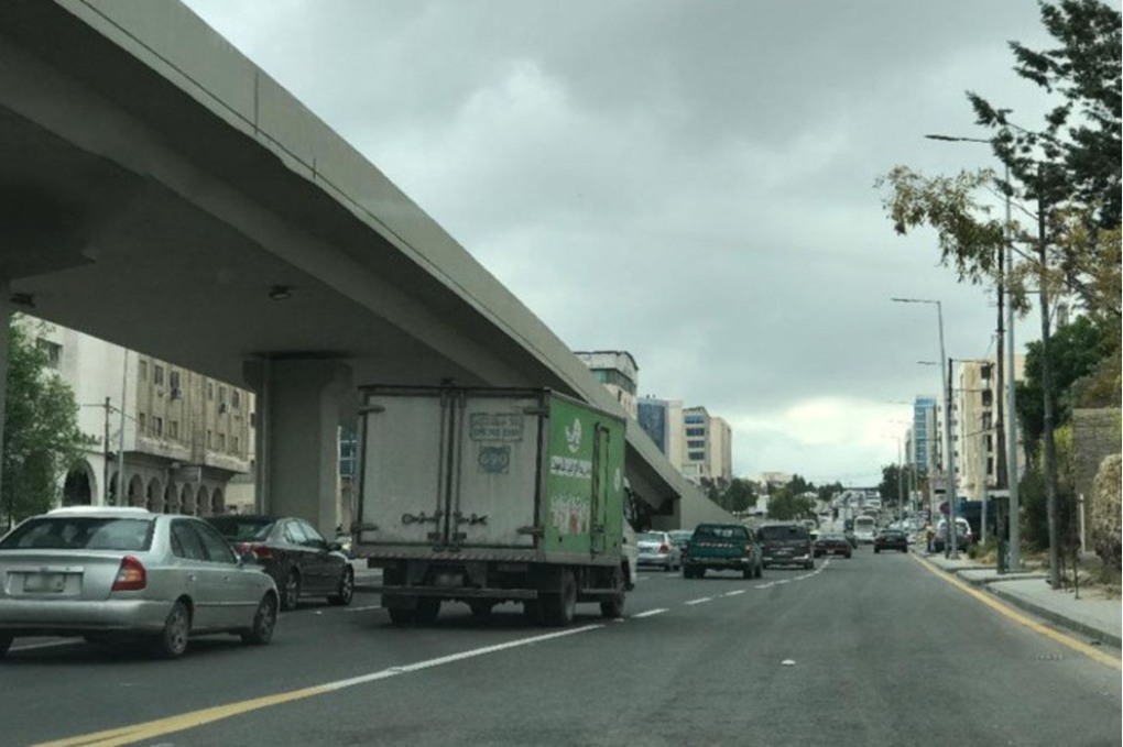 طقس لطيف في أغلب المناطق وزخات خفيفة محتملة شمال المملكة 