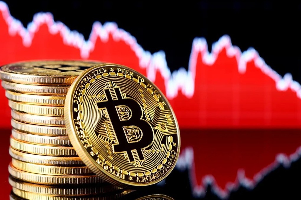 البيتكوين تهبط دون 78 ألف دولار مع امتداد الخسائر 
