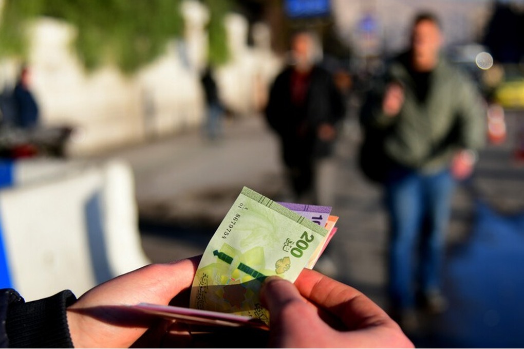 أول استحواذ مصرفي أجنبي في سوريا بعد سقوط الأسد 