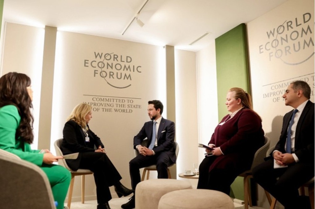 ولي العهد يلتقي رئيسة البنك الأوروبي للاستثمار ورؤساء تنفيذيين ومؤسسي شركات عالمية 