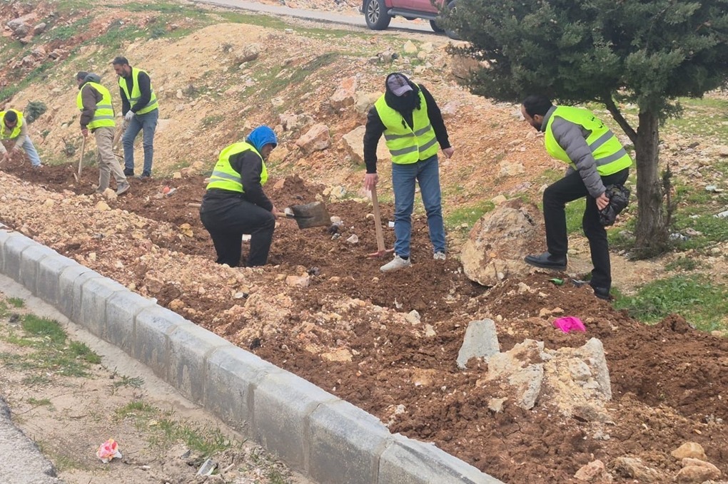 تواصل حملة التشجير الوطنية في جرش 