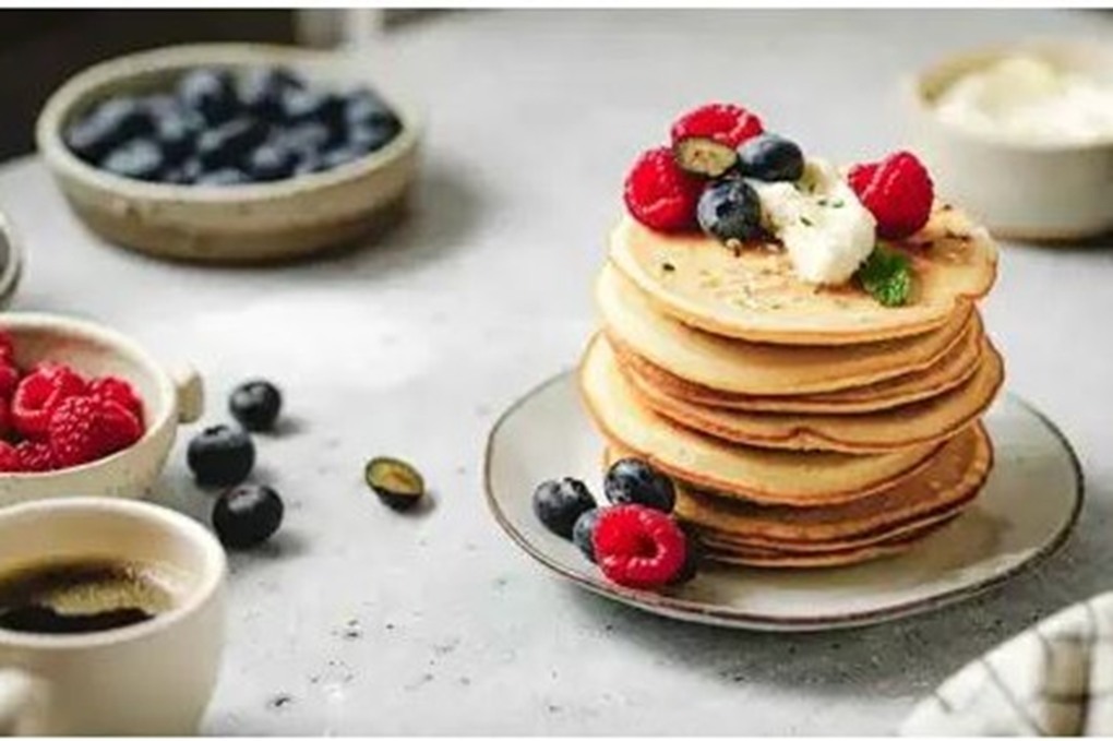 خبراء التغذية يحذرون من الإفطار الغني بالكربوهيدرات 