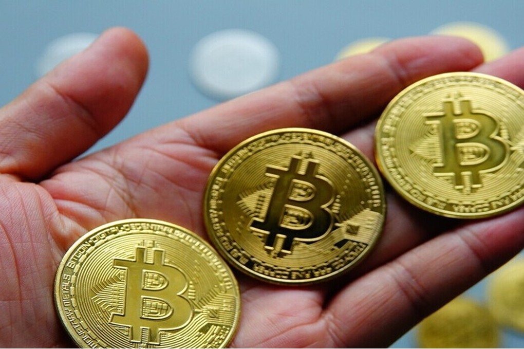 البيتكوين أقل من 80 ألف دولار للمرة الأولى منذ أبريل 2025 