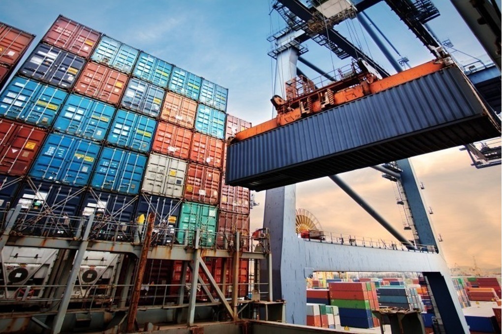 صادرات الصناعة تنمو 9.3% خلال 11 شهرا في 2025 