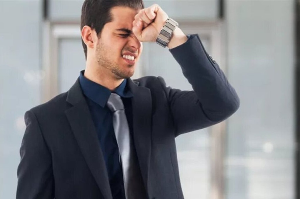 لماذا ينسى البعض منا أسماء الناس؟ دراسة تجيب 