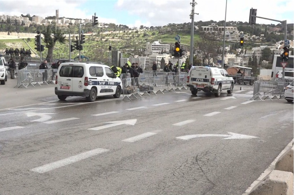 الاحتلال الإسرائيلي يفرض قيودا على وصول المصلين للمسجد الأقصى 