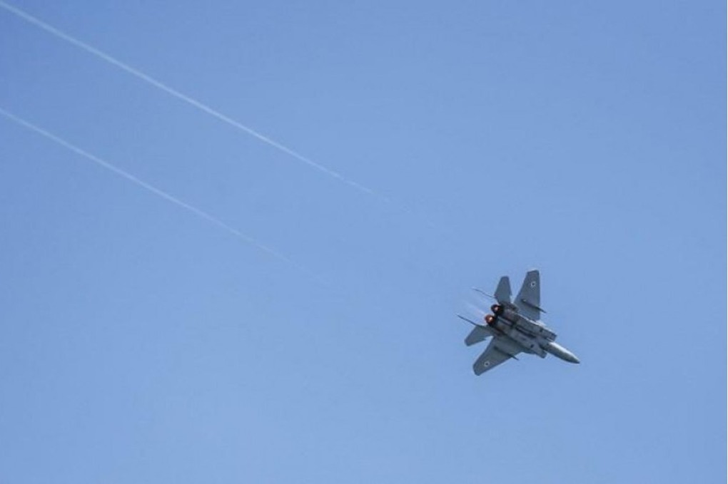 عاجل ضربات أميركية إسرائيلية على 16 ناقلة إيرانية في الخليج 