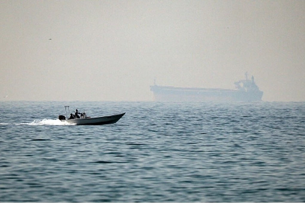 الحرس الثوري: مضيق هرمز سيبقى مغلقا أمام الأعداء على الرغم من عروض ترامب الهزلية 