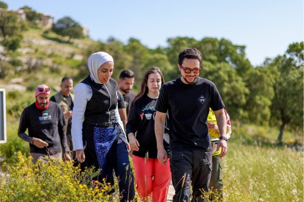 ولي العهد يؤكد أهمية تطوير السياحة البيئية ودورها في تمكين المجتمعات المحلية