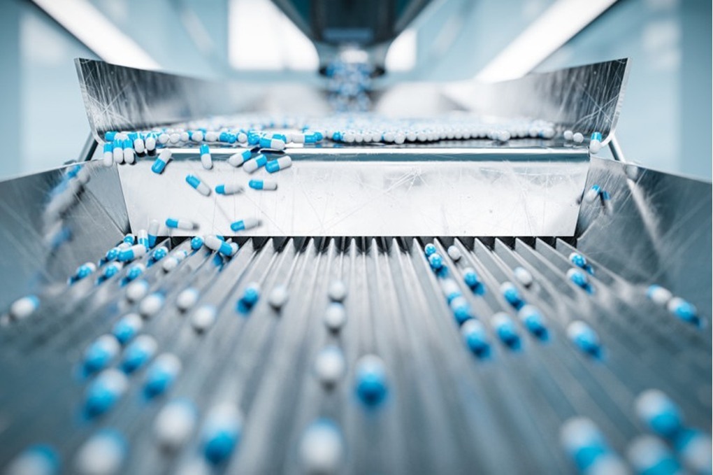 ترامب يأمر برسوم جمركية جديدة 