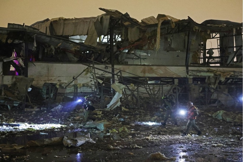 الجيش الإسرائيلي يقول إنه يتصدى لصواريخ أطلقت من إيران 