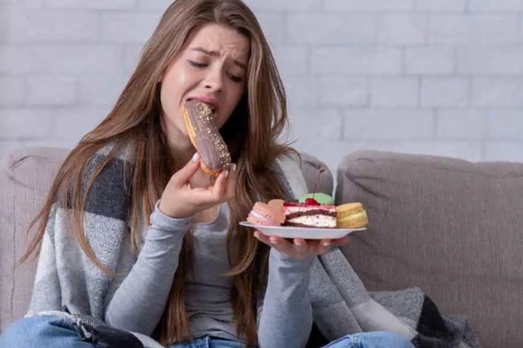 أطعمة تقلل التوتر وأخرى تزيده 