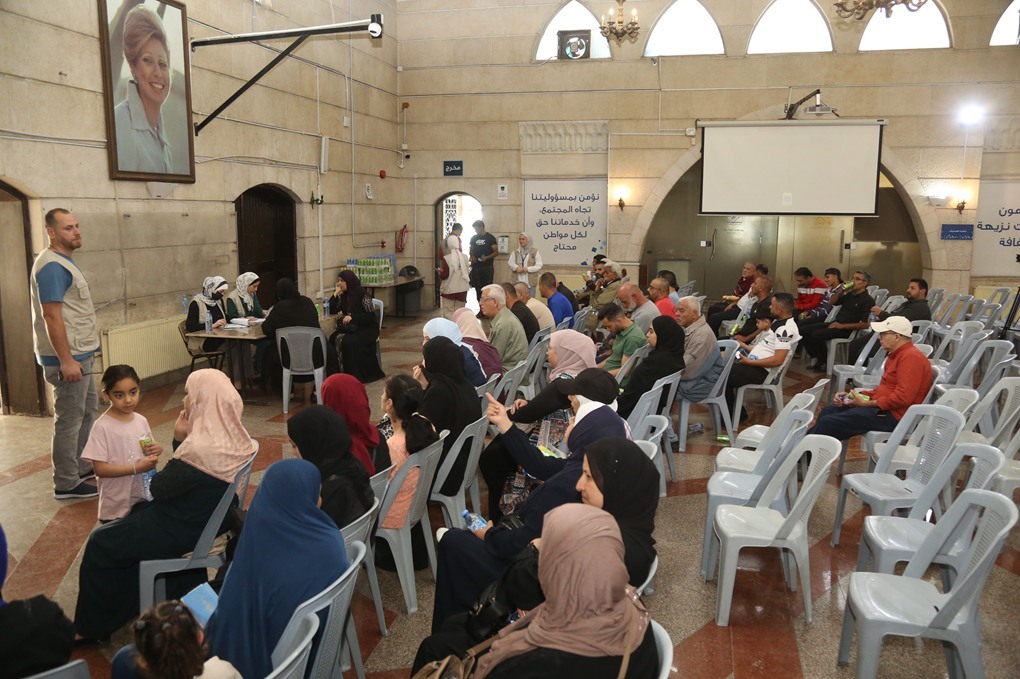 تكية أم علي تباشر توزيع لحوم الأضاحي المحلية الطازجة على 6,252 أسرة في ثاني أيام عيد الأضحى المبارك 