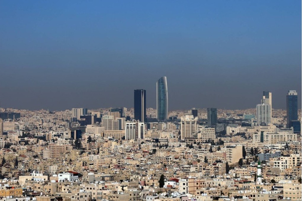 انخفاض على درجات الحرارة وأمطار رعدية على هذه المناطق الاثنين