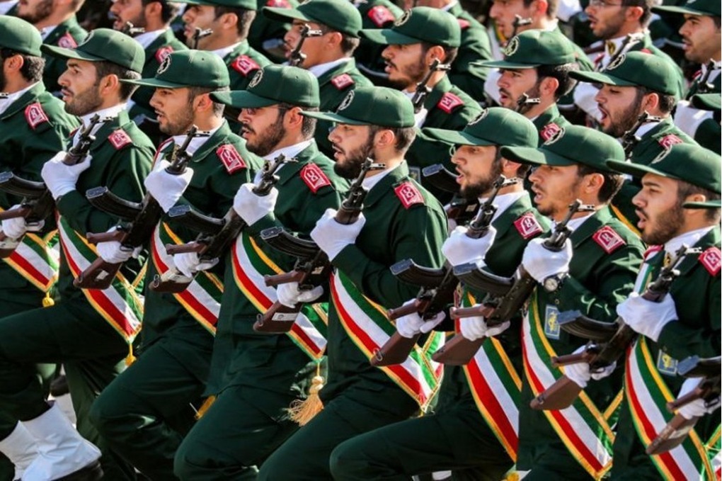 الحرس الثوري الإيراني يعلن استهداف قاعدة أميركية ف