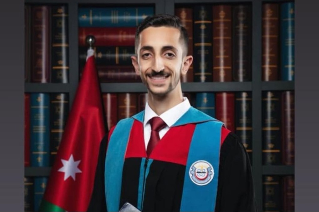 الدكتور حمزه رائد المراهفة مبارك التخرج 