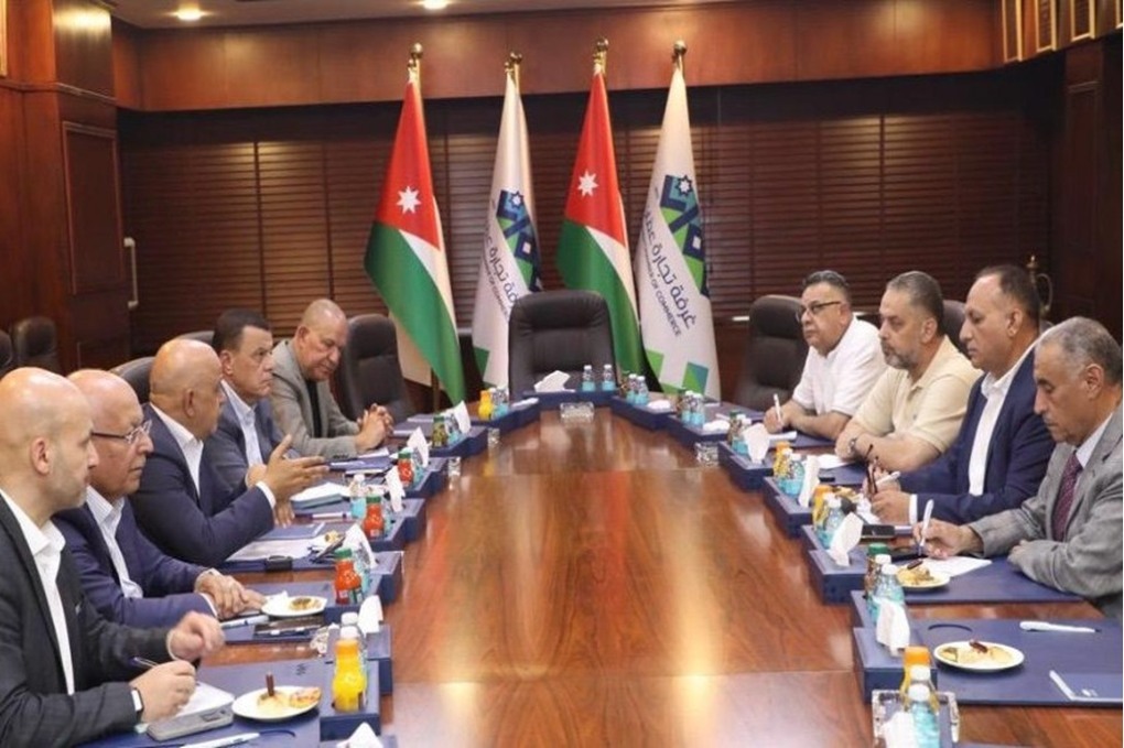 تجارة عمّان ونقابة أصحاب مكاتب تأجير السيارات تبحثان تحديات القطاع 