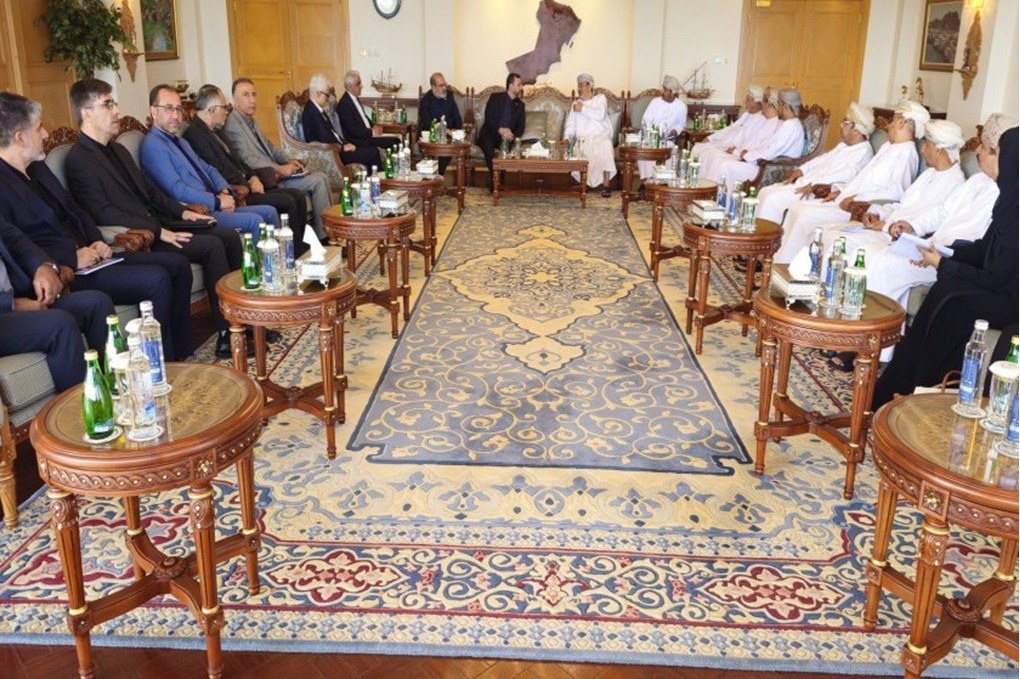 إيران: عقد الاجتماع الأول للجنة المشتركة مع سلطنة عمان بشأن مضيق هرمز 