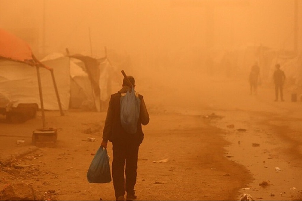 كارثة بيئية في قطاع غزة.. 33.2 مليون طن من الانبعاثات الكربونية بسبب القصف الإسرائيلي