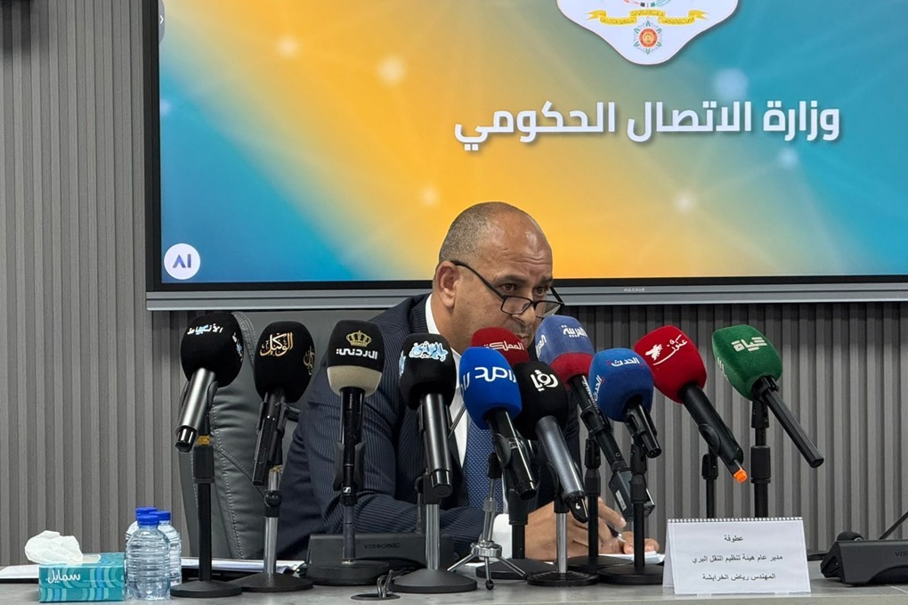 الخرابشة: 31,975 شاحنة تعمل في المملكة ونقل البضائ
