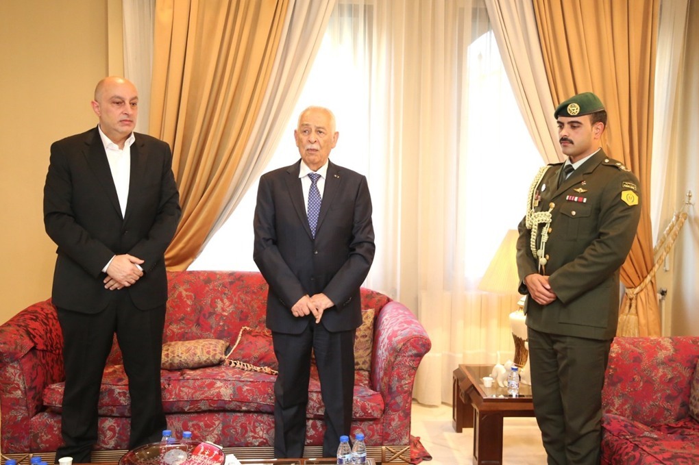 مندوبا عن الملك وولي العهد.. العيسوي يعزي الكيلاني والمومني والرواشدة