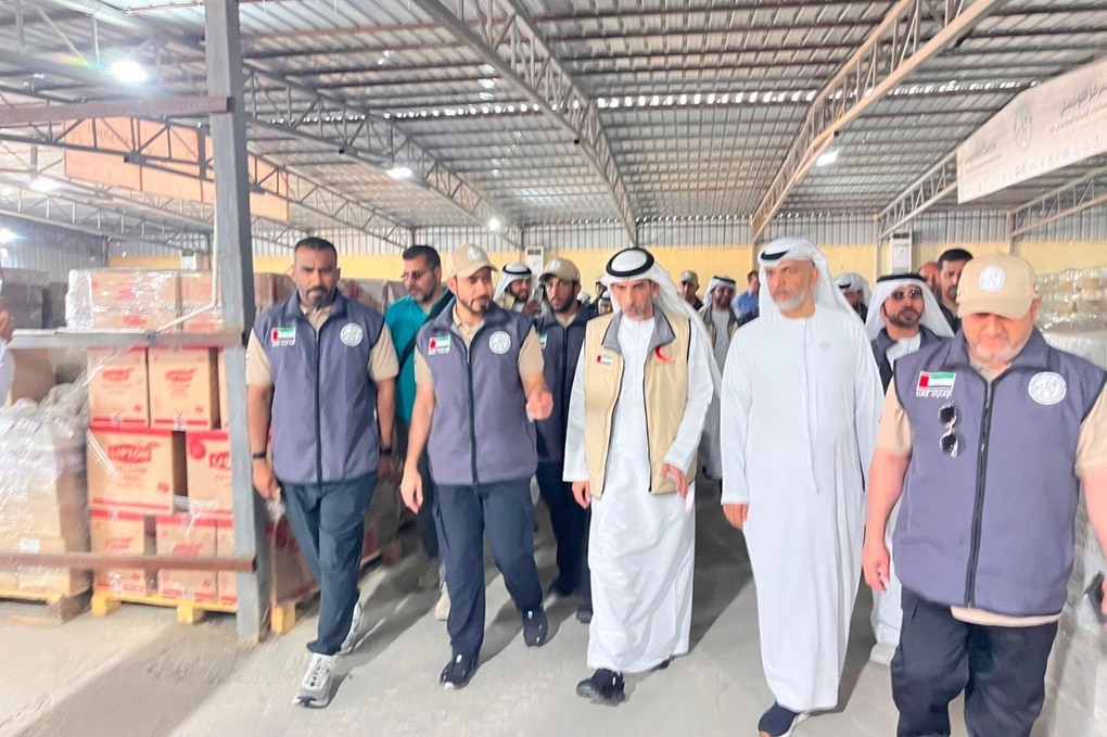 بدعم من وكالة الإمارات للمساعدات الدولية .. دعم إماراتي بـ36.7 مليون درهم لغزة والمزروعي يطلع على جاهزية مركز العريش 