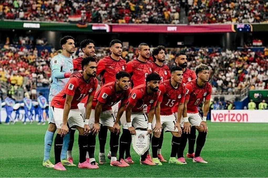 استقبال شعبي وتكريم رئاسي.. بعثة منتخب مصر تستعد للتوجه إلى العلمين 