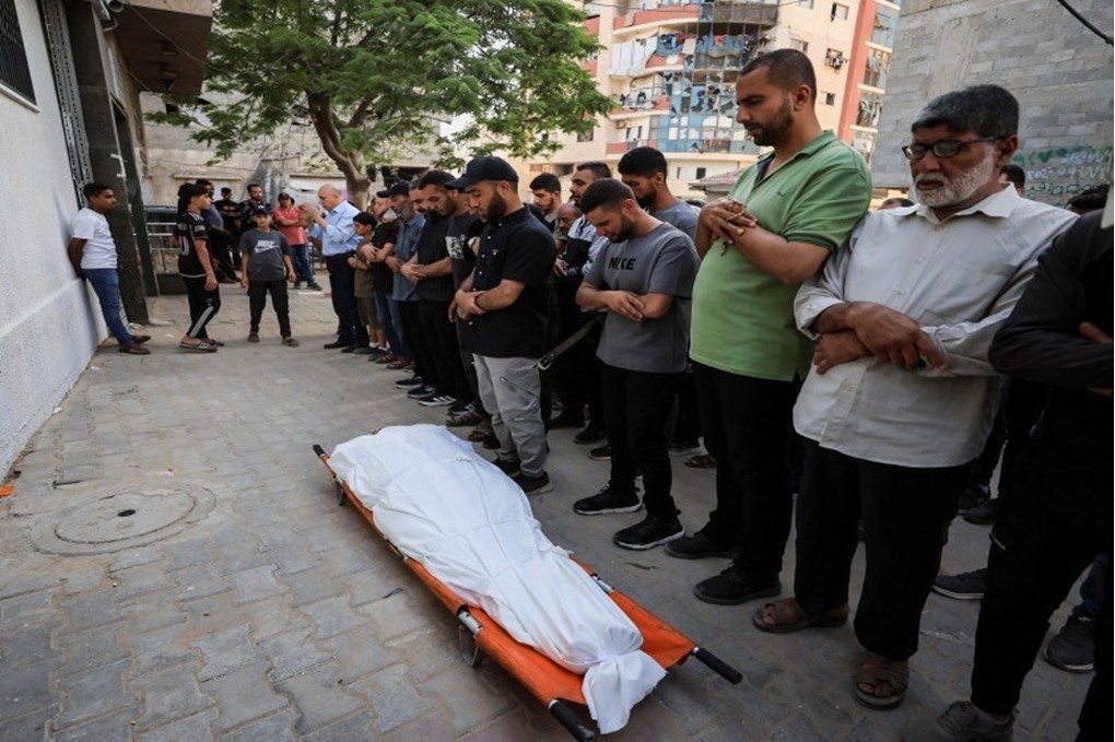 عاجل 3 شهداء في قصف الاحتلال شمال شرق خان يونس 