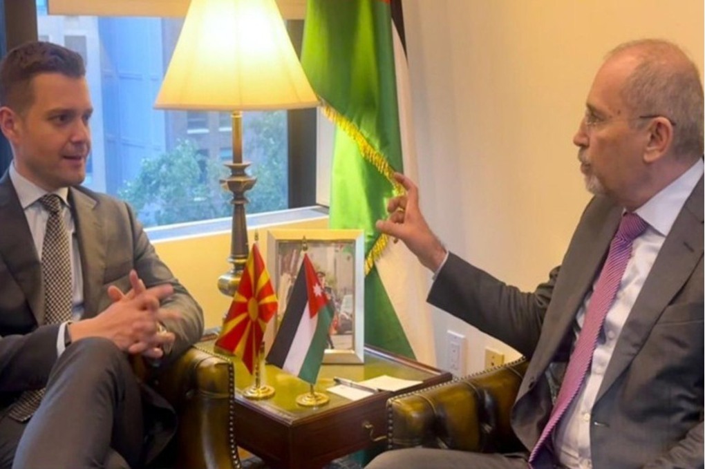 الصفدي يبحث مع وزير خارجية مقدونيا الشمالية التعاون بين البلدين في نيويورك 